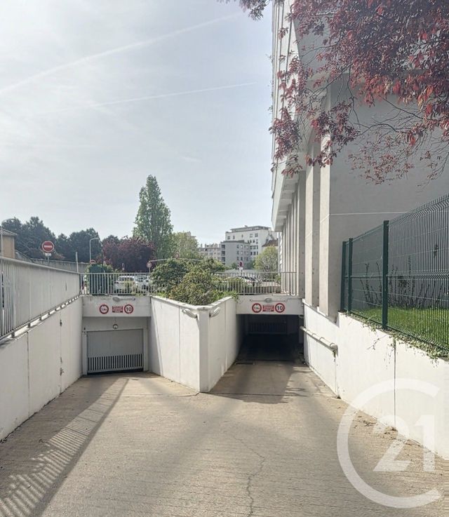 parking à vendre - 12.23 m2 - LYON - 69007 - RHONE-ALPES - Century 21 Le 7 De Coeur