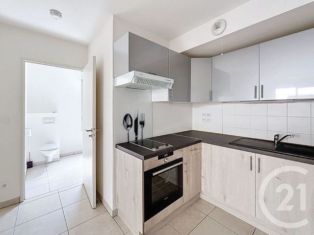 Appartement F2 à vendre - 2 pièces - 45.38 m2 - LYON - 69007 - RHONE-ALPES - Century 21 Le 7 De Coeur