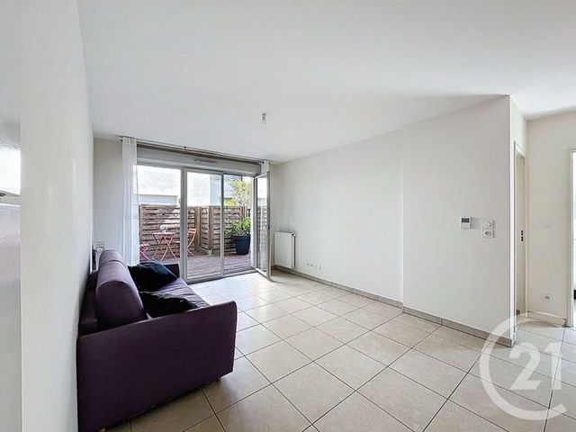 Appartement F2 à vendre - 2 pièces - 45.38 m2 - LYON - 69007 - RHONE-ALPES - Century 21 Le 7 De Coeur
