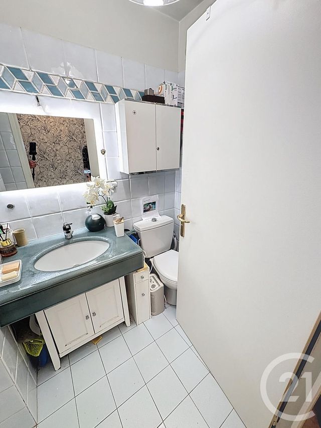 Appartement F4 à vendre - 4 pièces - 112.0 m2 - LYON - 69007 - RHONE-ALPES - Century 21 Le 7 De Coeur