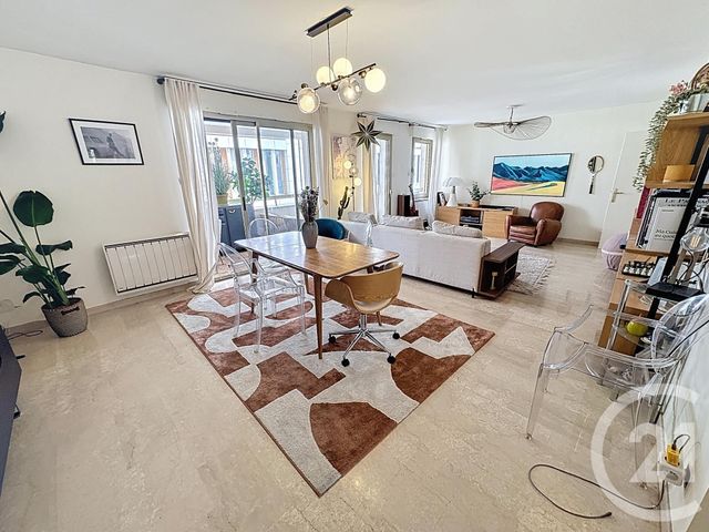 Appartement F4 à vendre - 4 pièces - 112.0 m2 - LYON - 69007 - RHONE-ALPES - Century 21 Le 7 De Coeur