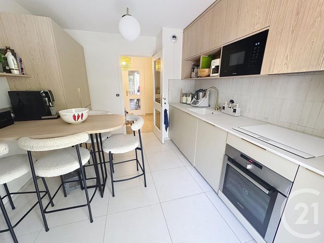 Appartement F4 à vendre - 4 pièces - 112.0 m2 - LYON - 69007 - RHONE-ALPES - Century 21 Le 7 De Coeur