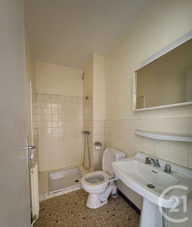 Appartement F3 à vendre - 3 pièces - 75.97 m2 - CALUIRE ET CUIRE - 69 - RHONE-ALPES - Century 21 Le 7 De Coeur