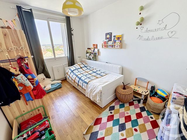 Appartement T3 à vendre - 4 pièces - 73.31 m2 - VILLEURBANNE - 69 - RHONE-ALPES - Century 21 Le 7 De Coeur