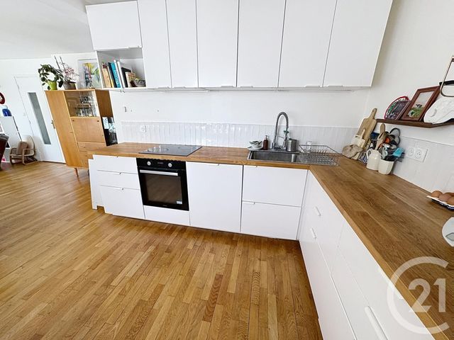 Appartement T3 à vendre - 4 pièces - 73.31 m2 - VILLEURBANNE - 69 - RHONE-ALPES - Century 21 Le 7 De Coeur