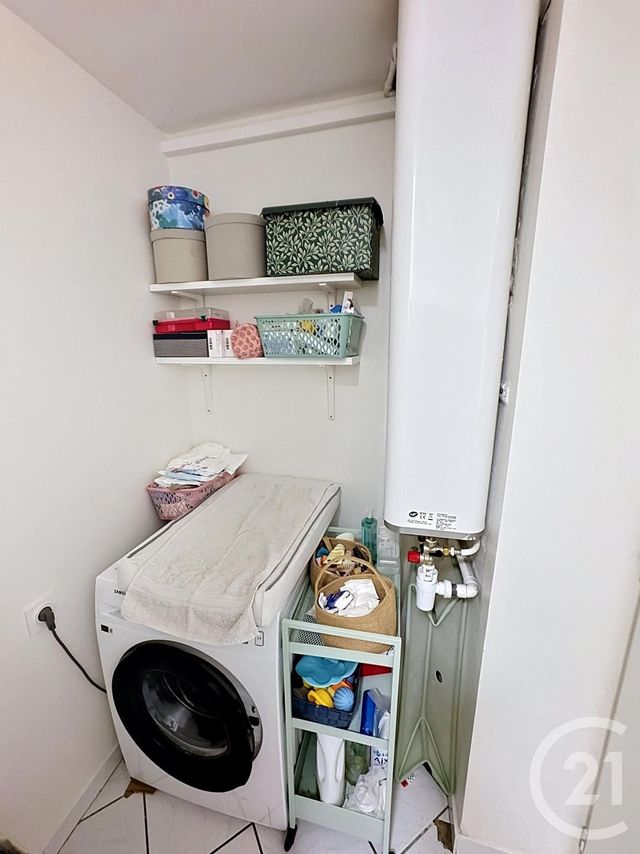 Appartement T3 à vendre - 4 pièces - 73.31 m2 - VILLEURBANNE - 69 - RHONE-ALPES - Century 21 Le 7 De Coeur