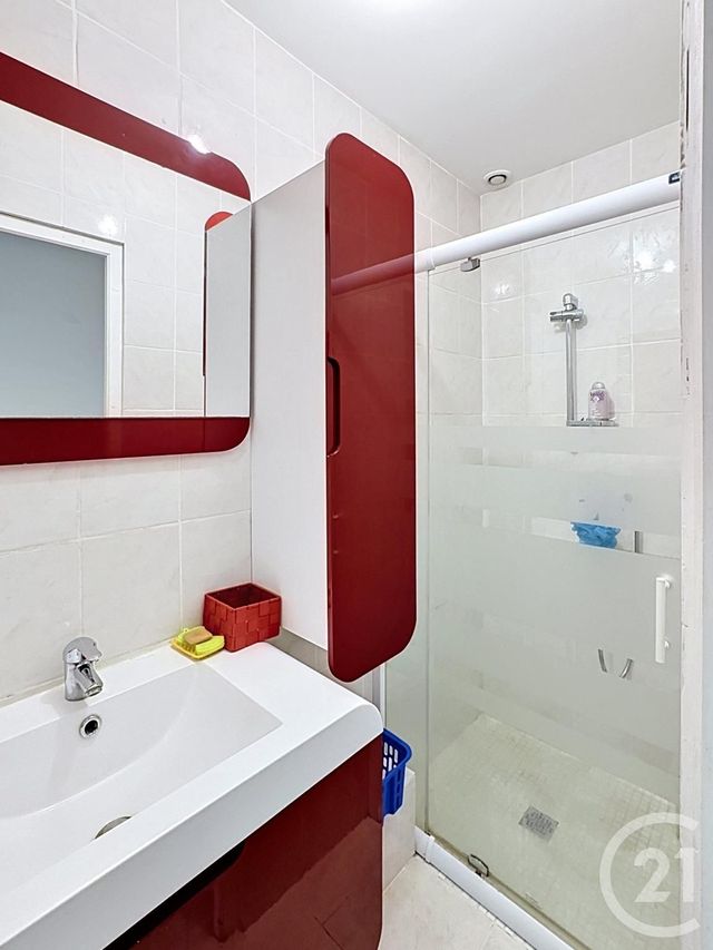 maison à vendre - 6 pièces - 176.0 m2 - GENAS - 69 - RHONE-ALPES - Century 21 Le 7 De Coeur