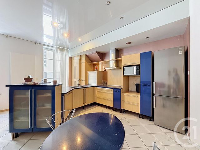 Appartement F3 à vendre - 3 pièces - 74.23 m2 - LYON - 69007 - RHONE-ALPES - Century 21 Le 7 De Coeur