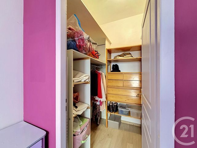 Appartement F3 à vendre - 3 pièces - 74.23 m2 - LYON - 69007 - RHONE-ALPES - Century 21 Le 7 De Coeur