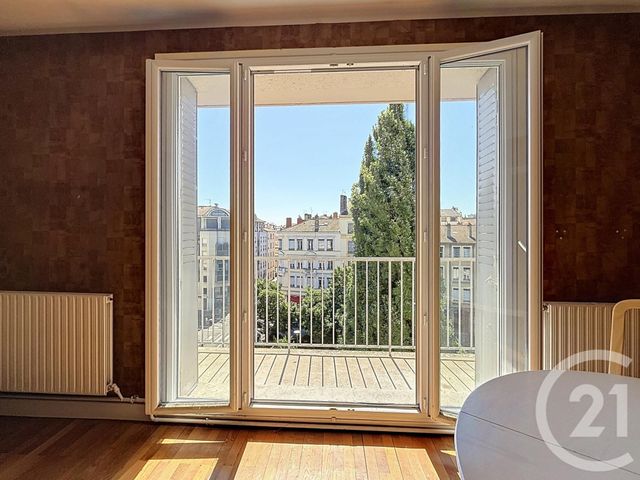 Appartement F3 à vendre - 3 pièces - 58.03 m2 - LYON - 69007 - RHONE-ALPES - Century 21 Le 7 De Coeur