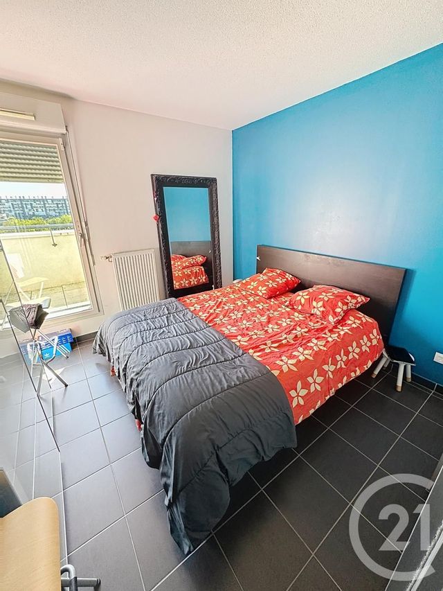 Appartement F4 à vendre - 4 pièces - 76.0 m2 - LYON - 69007 - RHONE-ALPES - Century 21 Le 7 De Coeur