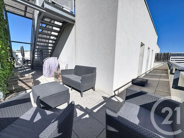Appartement F4 à vendre - 4 pièces - 76.0 m2 - LYON - 69007 - RHONE-ALPES - Century 21 Le 7 De Coeur
