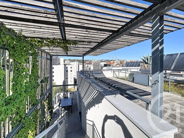 Appartement F4 à vendre - 4 pièces - 76.0 m2 - LYON - 69007 - RHONE-ALPES - Century 21 Le 7 De Coeur
