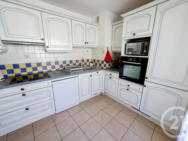 Appartement F3 à vendre - 3 pièces - 60.77 m2 - VILLEURBANNE - 69 - RHONE-ALPES - Century 21 Le 7 De Coeur