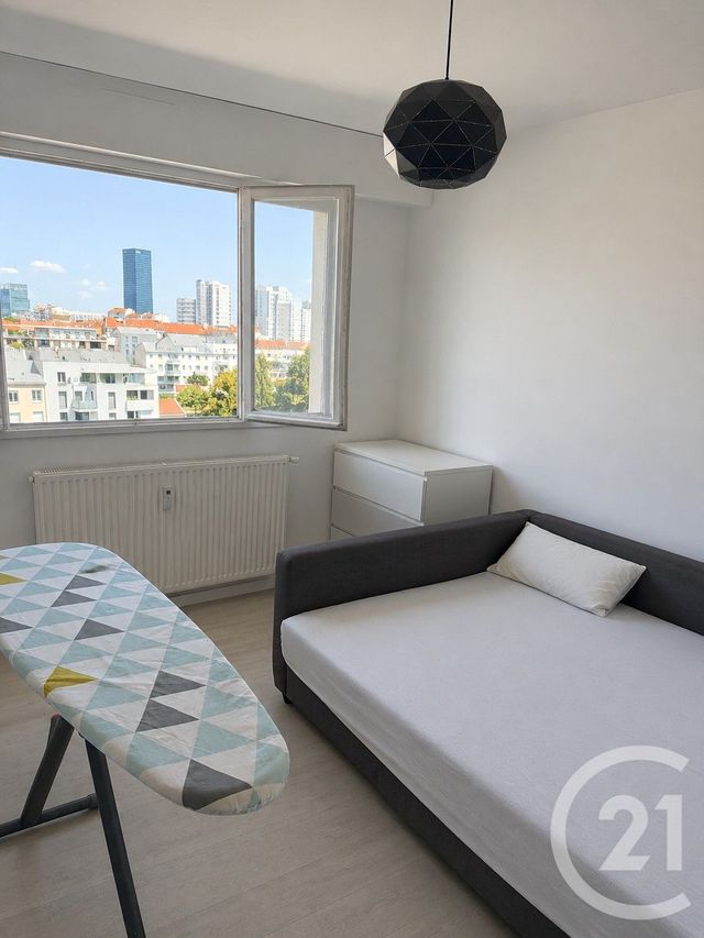 Appartement F3 à vendre - 3 pièces - 66.6 m2 - LYON - 69007 - RHONE-ALPES - Century 21 Le 7 De Coeur