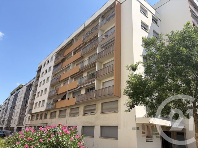 Appartement F3 à vendre - 3 pièces - 66.6 m2 - LYON - 69007 - RHONE-ALPES - Century 21 Le 7 De Coeur