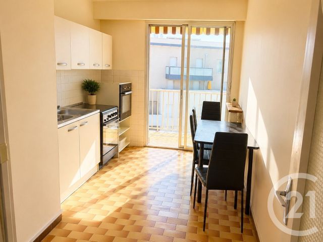Appartement F3 à vendre - 3 pièces - 66.6 m2 - LYON - 69007 - RHONE-ALPES - Century 21 Le 7 De Coeur