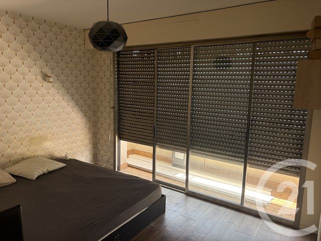 Appartement F3 à vendre - 3 pièces - 66.6 m2 - LYON - 69007 - RHONE-ALPES - Century 21 Le 7 De Coeur