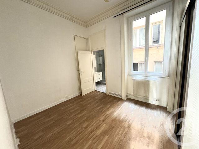 Appartement F3 à vendre - 3 pièces - 43.27 m2 - LYON - 69001 - RHONE-ALPES - Century 21 Le 7 De Coeur