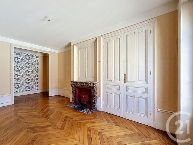 Appartement F2 bis à vendre - 2 pièces - 72.14 m2 - LYON - 69007 - RHONE-ALPES - Century 21 Le 7 De Coeur