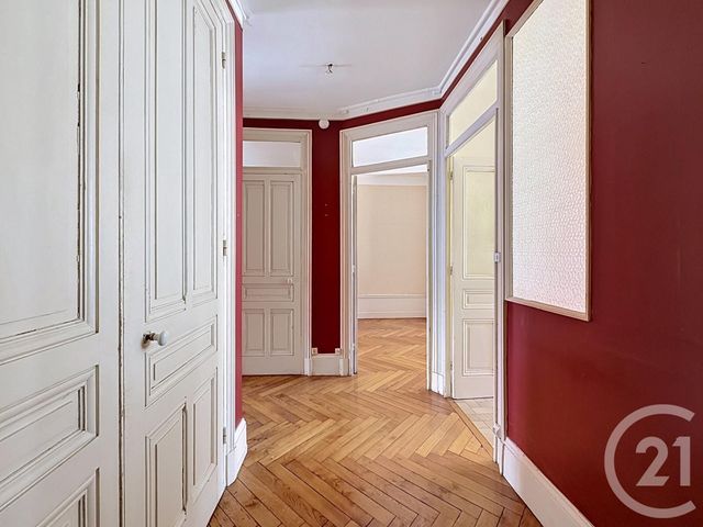 Appartement F2 bis à vendre - 2 pièces - 72.14 m2 - LYON - 69007 - RHONE-ALPES - Century 21 Le 7 De Coeur