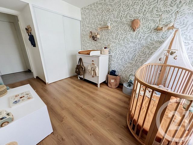 Appartement F3 à vendre - 3 pièces - 60.2 m2 - LYON - 69007 - RHONE-ALPES - Century 21 Le 7 De Coeur