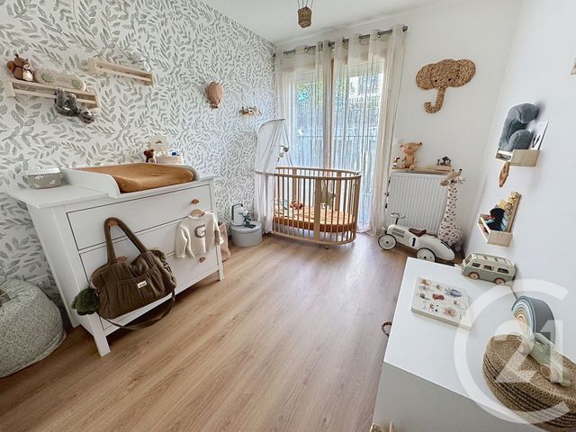 Appartement F3 à vendre - 3 pièces - 60.2 m2 - LYON - 69007 - RHONE-ALPES - Century 21 Le 7 De Coeur