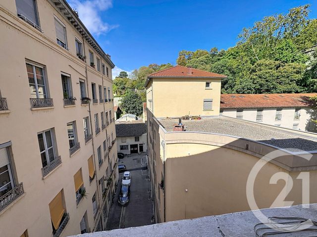 Appartement F2 à vendre - 2 pièces - 47.68 m2 - LYON - 69001 - RHONE-ALPES - Century 21 Le 7 De Coeur
