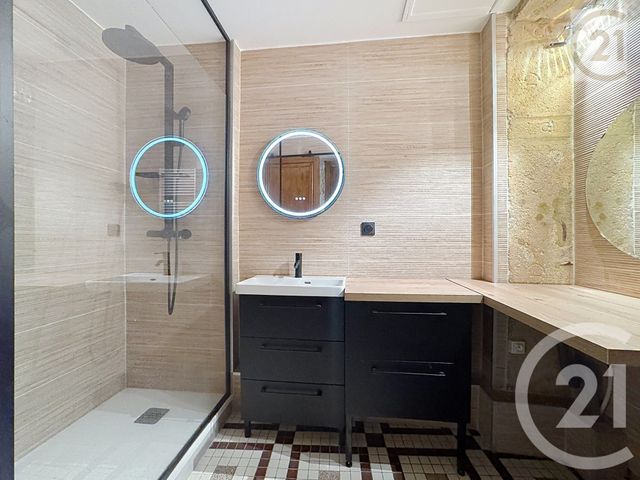 Appartement T3 à vendre - 3 pièces - 99.94 m2 - LYON - 69001 - RHONE-ALPES - Century 21 Le 7 De Coeur