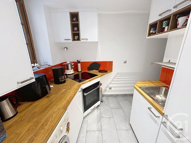 Appartement T3 à vendre - 3 pièces - 50.1 m2 - LYON - 69001 - RHONE-ALPES - Century 21 Le 7 De Coeur