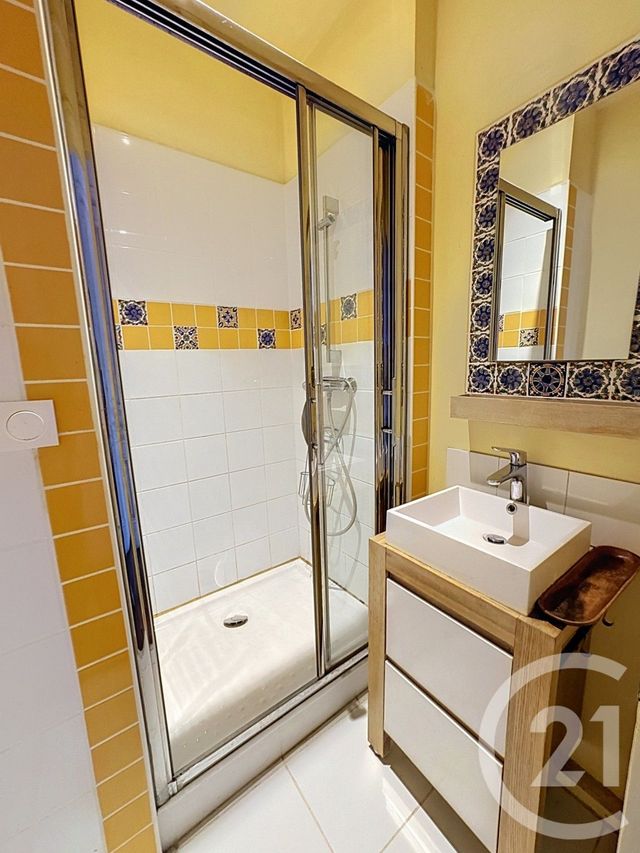 Appartement F5 à vendre - 5 pièces - 127.05 m2 - LYON - 69001 - RHONE-ALPES - Century 21 Le 7 De Coeur