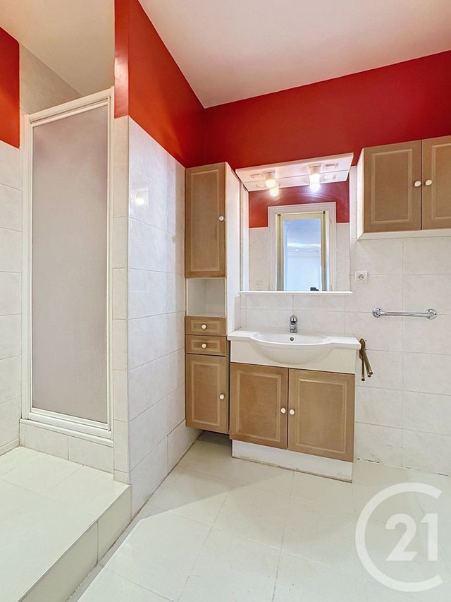 Appartement F5 à vendre - 5 pièces - 127.05 m2 - LYON - 69001 - RHONE-ALPES - Century 21 Le 7 De Coeur