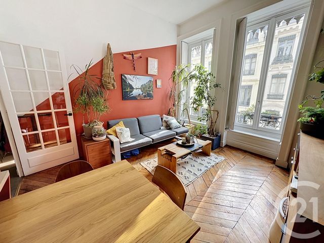 Appartement F2 bis à vendre - 2 pièces - 43.46 m2 - LYON - 69001 - RHONE-ALPES - Century 21 Le 7 De Coeur