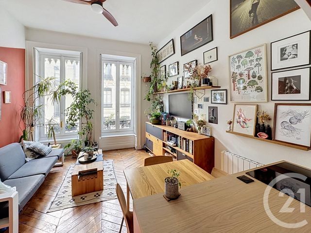 Appartement F2 bis à vendre - 2 pièces - 43.46 m2 - LYON - 69001 - RHONE-ALPES - Century 21 Le 7 De Coeur