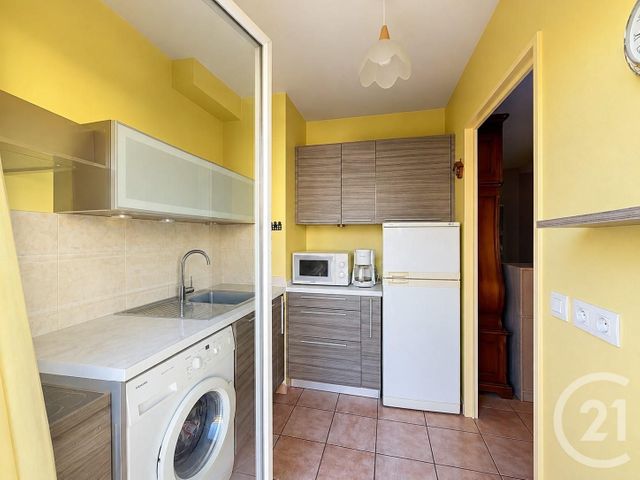 Appartement F2 à vendre - 2 pièces - 44.35 m2 - LYON - 69007 - RHONE-ALPES - Century 21 Le 7 De Coeur