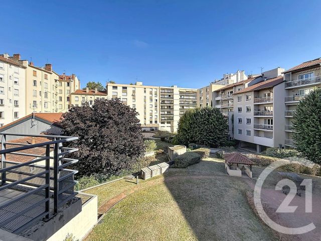 Appartement F2 à vendre - 2 pièces - 44.35 m2 - LYON - 69007 - RHONE-ALPES - Century 21 Le 7 De Coeur