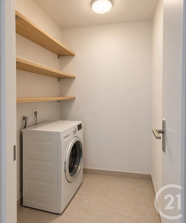 Appartement F3 à vendre - 3 pièces - 63.7 m2 - LYON - 69007 - RHONE-ALPES - Century 21 Le 7 De Coeur