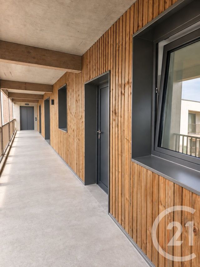 Appartement F3 à vendre - 3 pièces - 63.7 m2 - LYON - 69007 - RHONE-ALPES - Century 21 Le 7 De Coeur