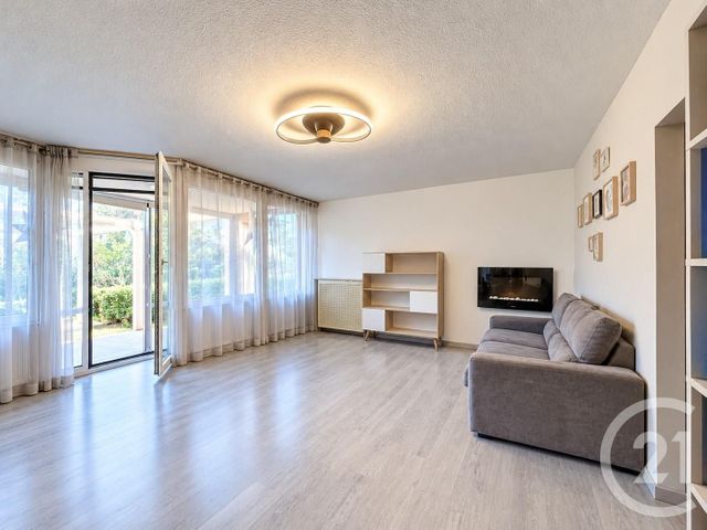 Appartement F4 à vendre - 4 pièces - 84.39 m2 - LYON - 69007 - RHONE-ALPES - Century 21 Le 7 De Coeur