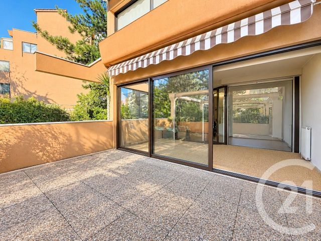 Appartement F4 à vendre - 4 pièces - 84.39 m2 - LYON - 69007 - RHONE-ALPES - Century 21 Le 7 De Coeur