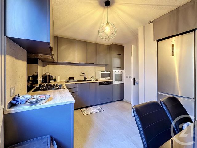 Appartement F4 à vendre - 4 pièces - 84.39 m2 - LYON - 69007 - RHONE-ALPES - Century 21 Le 7 De Coeur