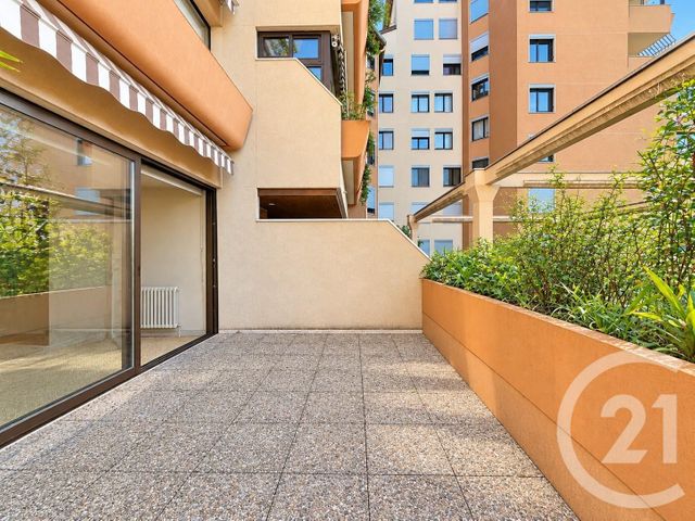 Appartement F4 à vendre - 4 pièces - 84.39 m2 - LYON - 69007 - RHONE-ALPES - Century 21 Le 7 De Coeur